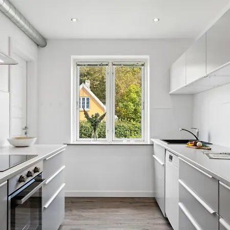 Appartement Anetta - 300m From The Sea By Interhome
